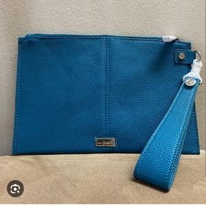 Thirty one wristlet